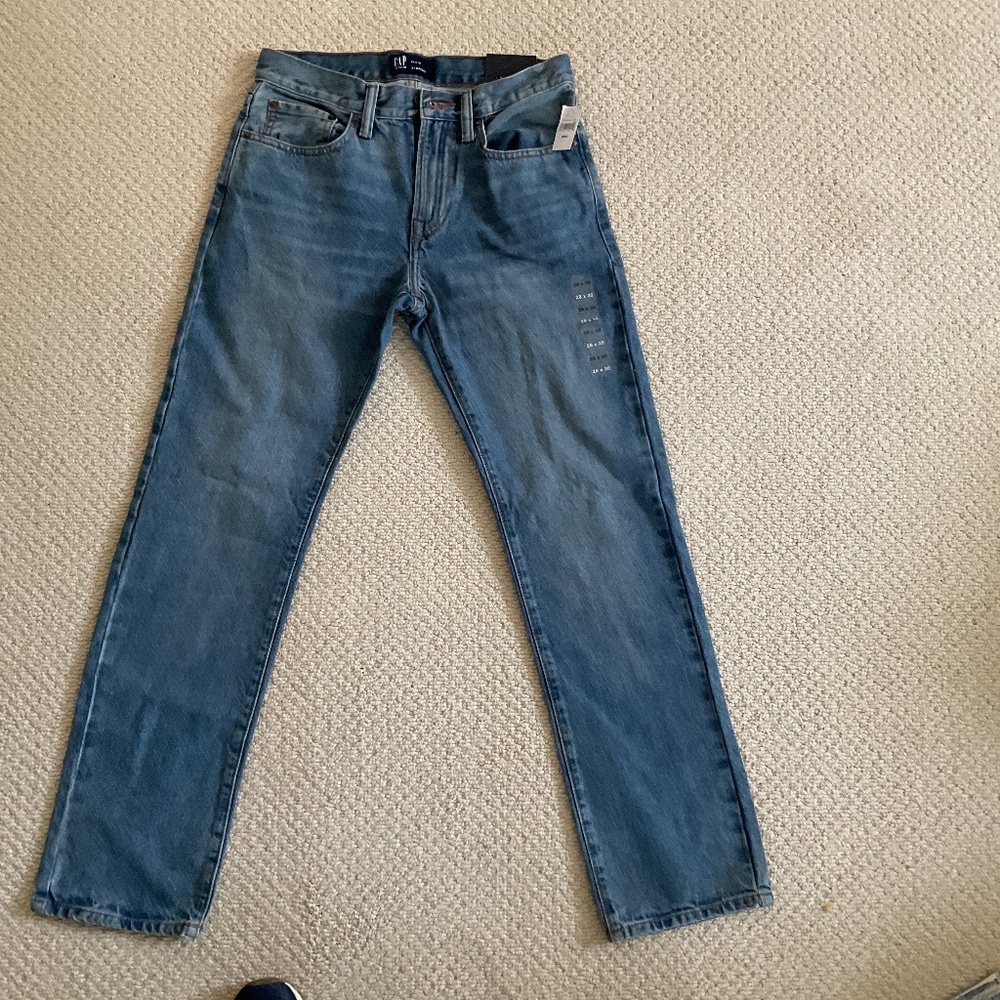 NWT- men’s new Gap straight jeans